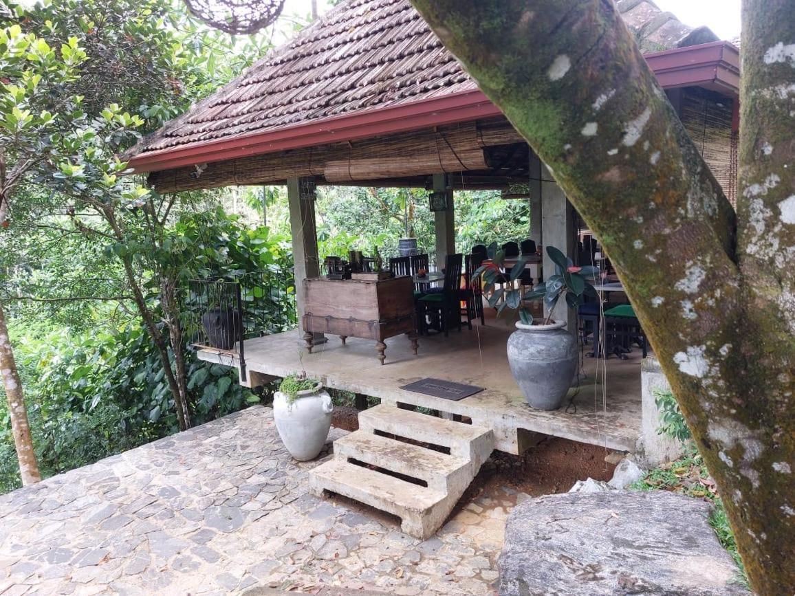 Jansen'S Bungalow Sinharaja Rainforest Retreat Kudawe Exterior photo